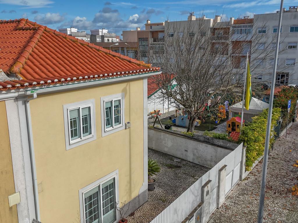 Moradia Geminada T3 com Suíte de 21,5 m² em São Domingos de Rana — Cascais - Image 35