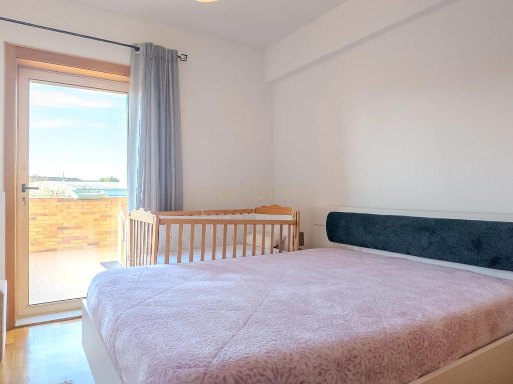 Apartamento T2+1 com terraço, Matosinhos - Image 12