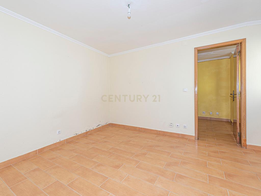 Moradia com 136 m2 de área útil localizada na  Rua da Capela, Idanha Belas  - Image 25