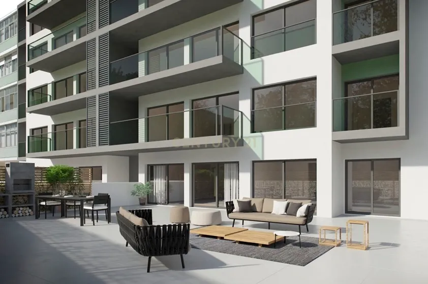 Exclusiva Penthouse T4 no Empreendimento Cacilhas Bay - Image 17