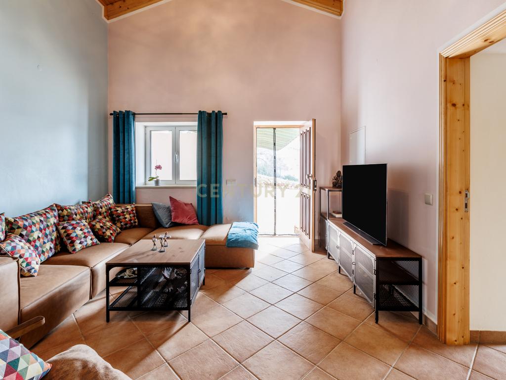Quinta encantadora com potencial de expansão perto de Albufeira - Image 7