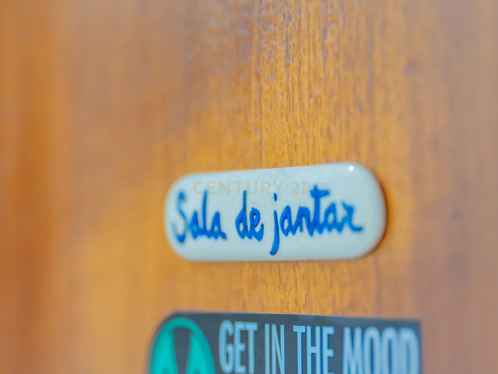 Moradia Isolada com Terreno de 1041 m² – Um Mundo de Possibilidades! - Image 62