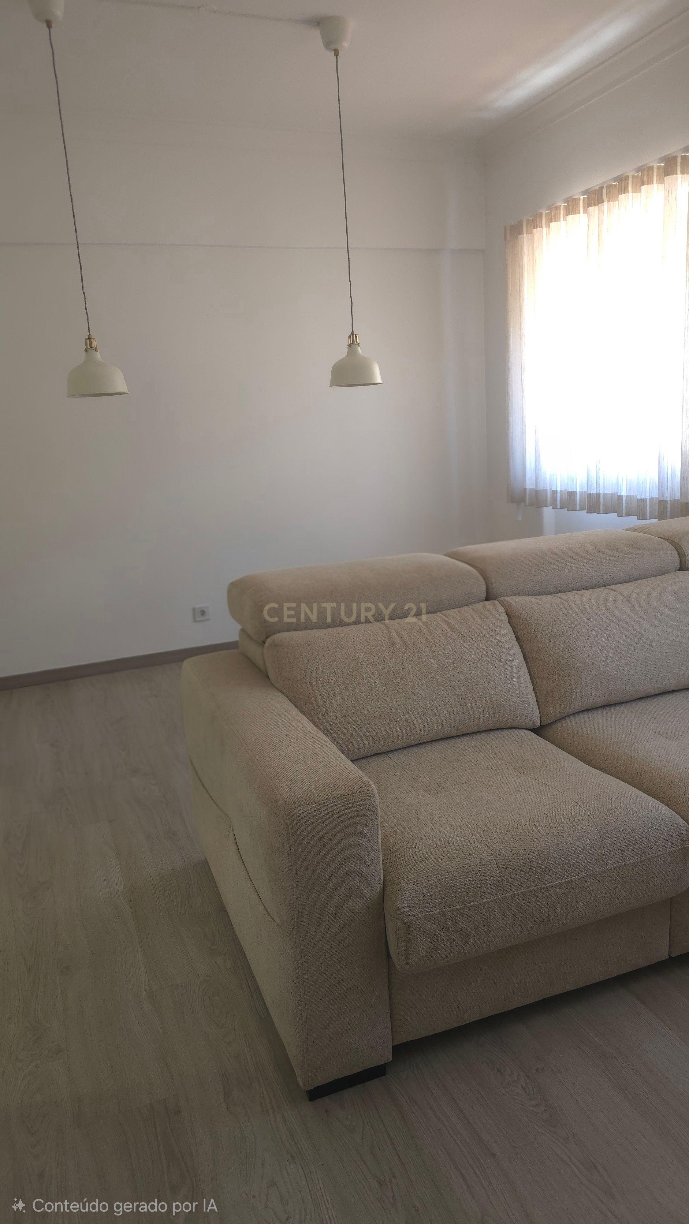 Fotografia 10 de Apartamento T2 em Odivelas - Zona central