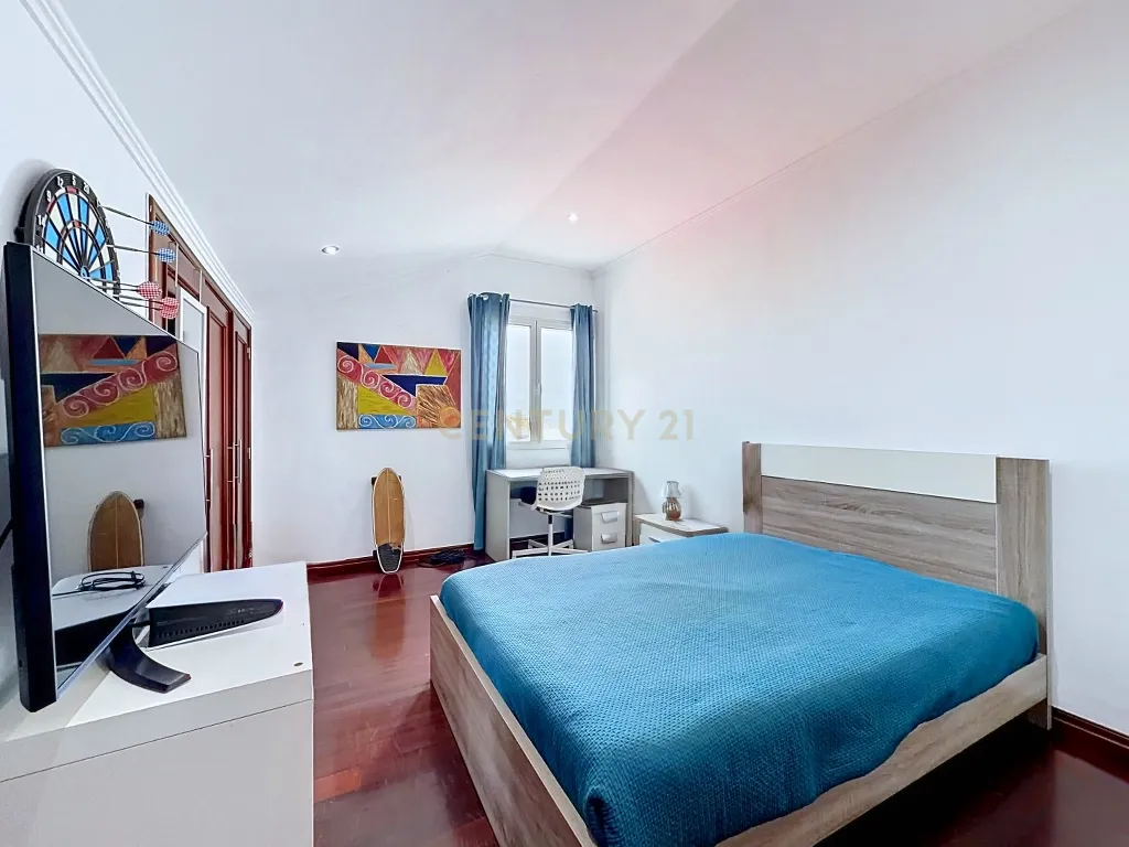 🏡 MORADIA T4 COM LICENÇA DE ALOJAMENTO LOCAL, PISCINA E ENORME POTENCIAL DE RENTABILIZAÇÃO - Image 28