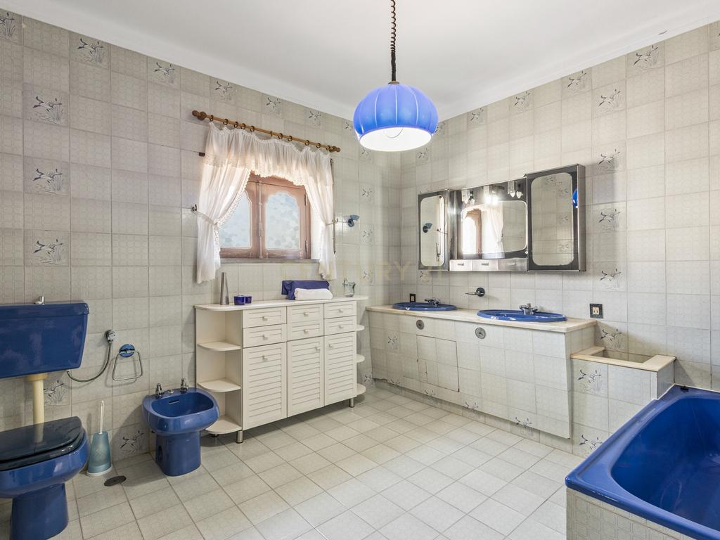 Moradia T5 com Piscina em Lourinhã - Image 6