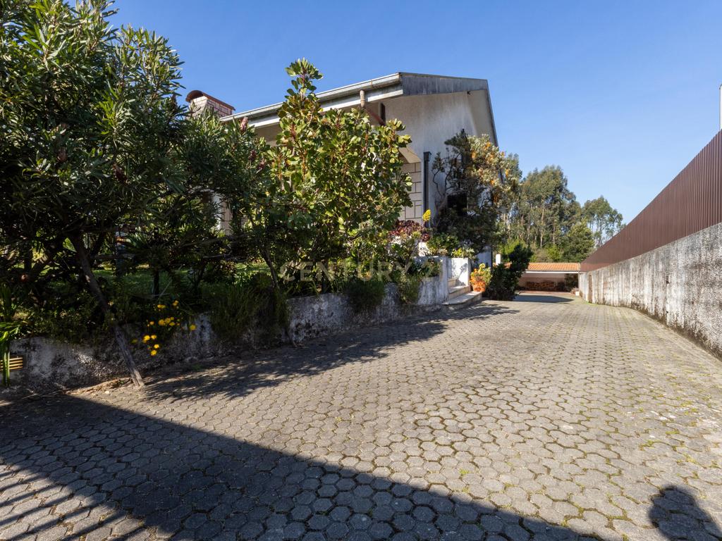 Moradia T4 com 392 m² e terreno de 1.070 m² | Anta - Image 21