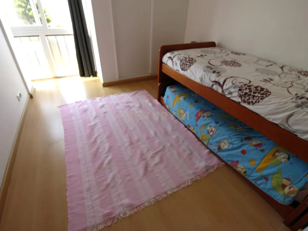 Apartamento T3 com Vista Serra em Alcabideche – Cascais - Image 9
