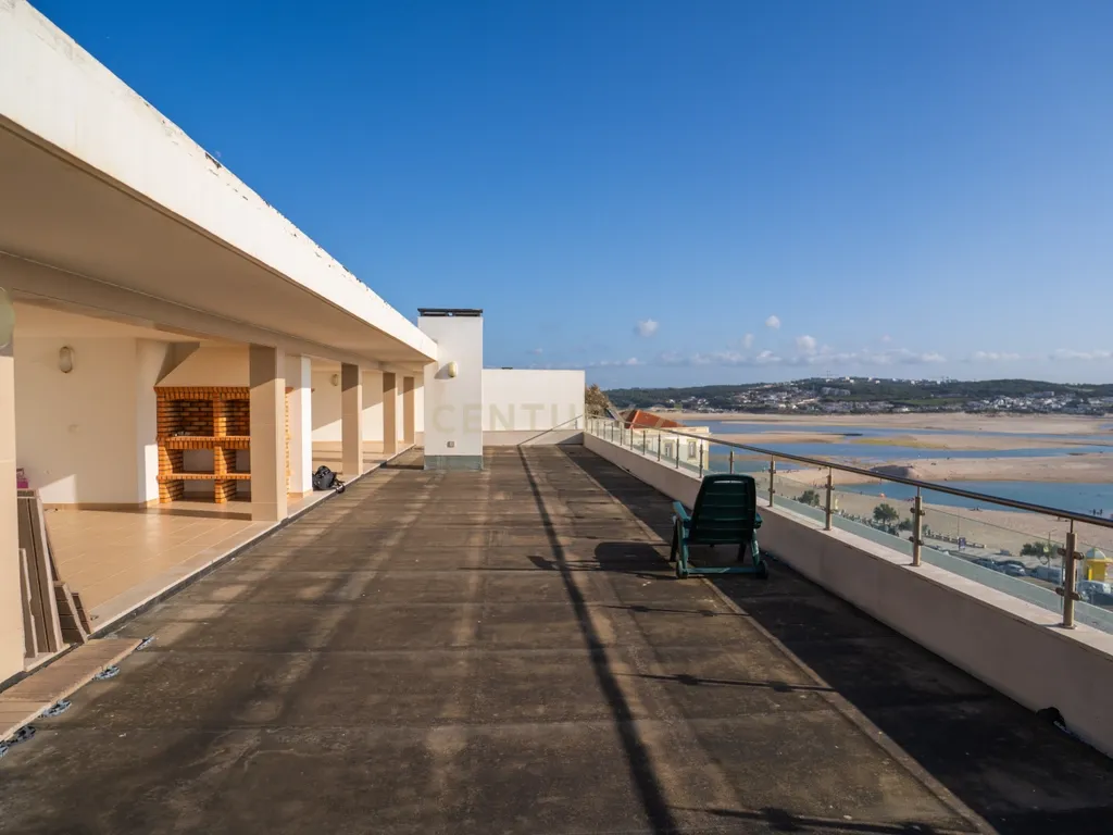 Apartamento Único na Vila e Praia da Foz do Arelho - Image 25