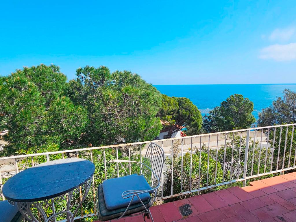 Moradia independente com vistas panorâmicas para o mar em Grifeu – Cap Ras, Llançà - Image 14