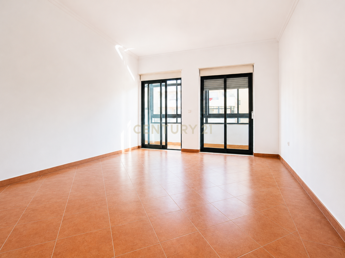 Fotografia 12 de Espaçoso Apartamento T3  com Arrecadação em Pinhal Novo, Palmela