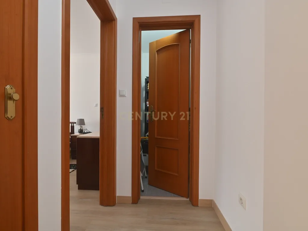 Apartamento T2 em Milharado, com terraço e parquemento - Image 12