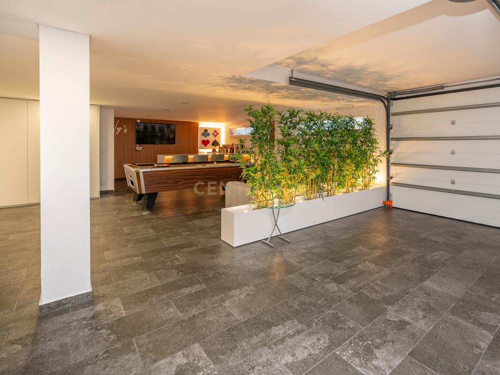 Luxuosa Moradia T5 com Vista Panorâmica em Odivelas - Image 72