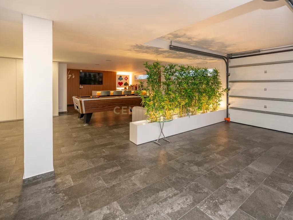 Luxuosa Moradia T5 com Vista Panorâmica em Odivelas - Image 72