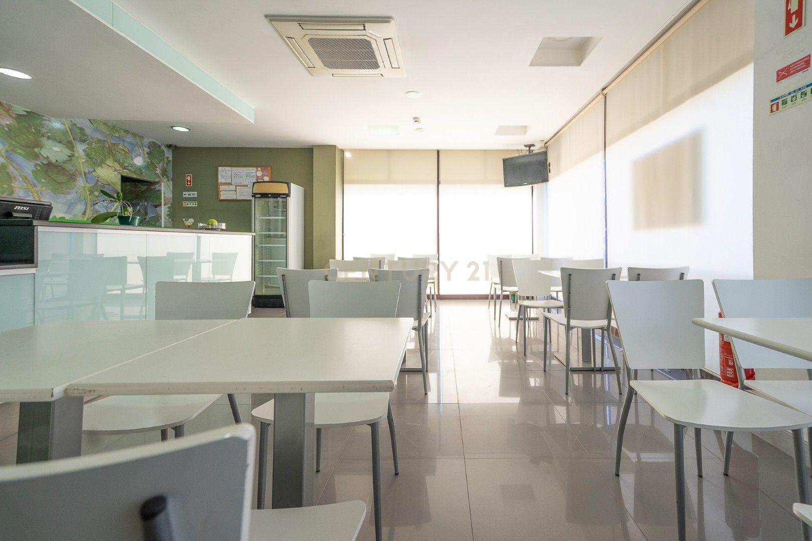 Fotografia 5 de Pastelaria no Centro da Lousã — Negócio Pronto a Continuar