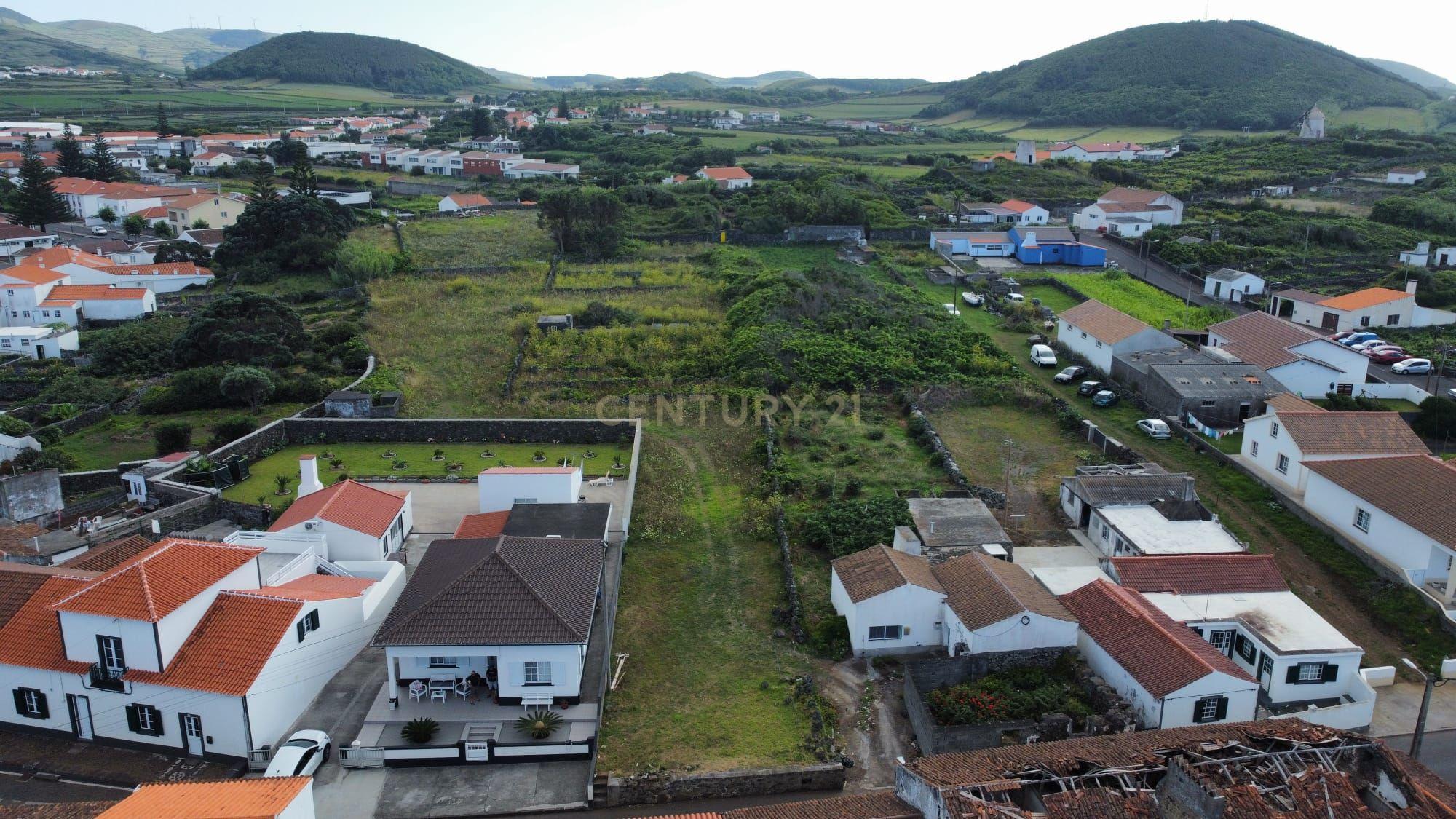 Fotografia 3 de Terreno à Venda em Santa Cruz da Graciosa