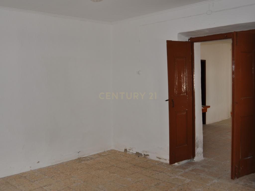 Casa em Évora com terreno a 500m da praia - Image 3