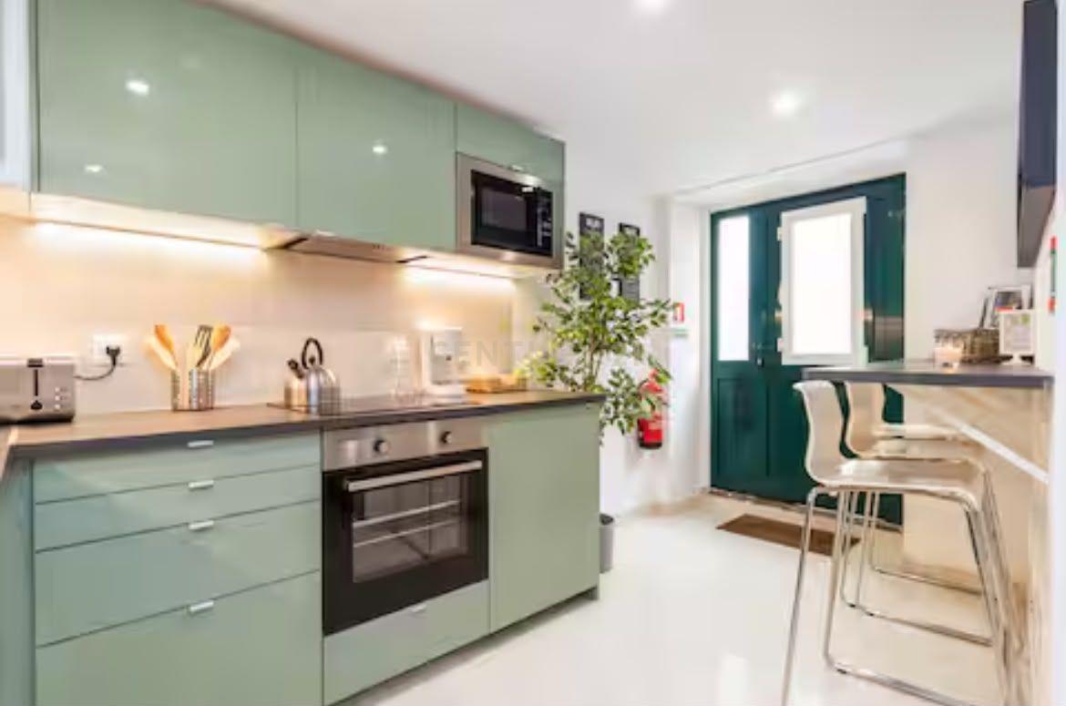 Fotografia 2 de Apartamento remodelado no coração de Alfama — ideal para habitação ou investimento