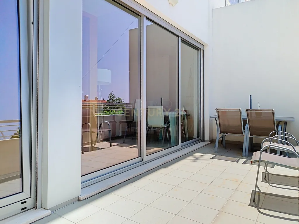 Apartamento revestido com capoto composto por 4 quartos com vistas para o mar em Viana do Castelo - Image 17