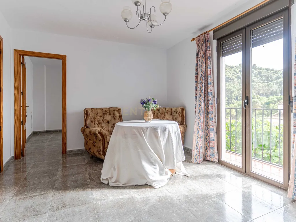 EXCLUSIVA CASA TRADICIONAL CON VISTAS ÚNICAS EN MONTEFRÍO - Image 26