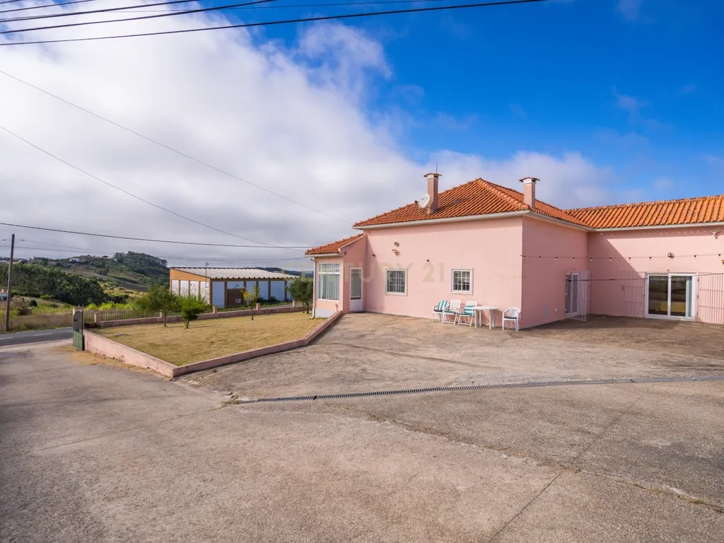 Moradia T3 convertido em T2, com anexo e armazém em Cabeça Alta, Carvalhal Benfeito – Caldas da Rainha - Image 26