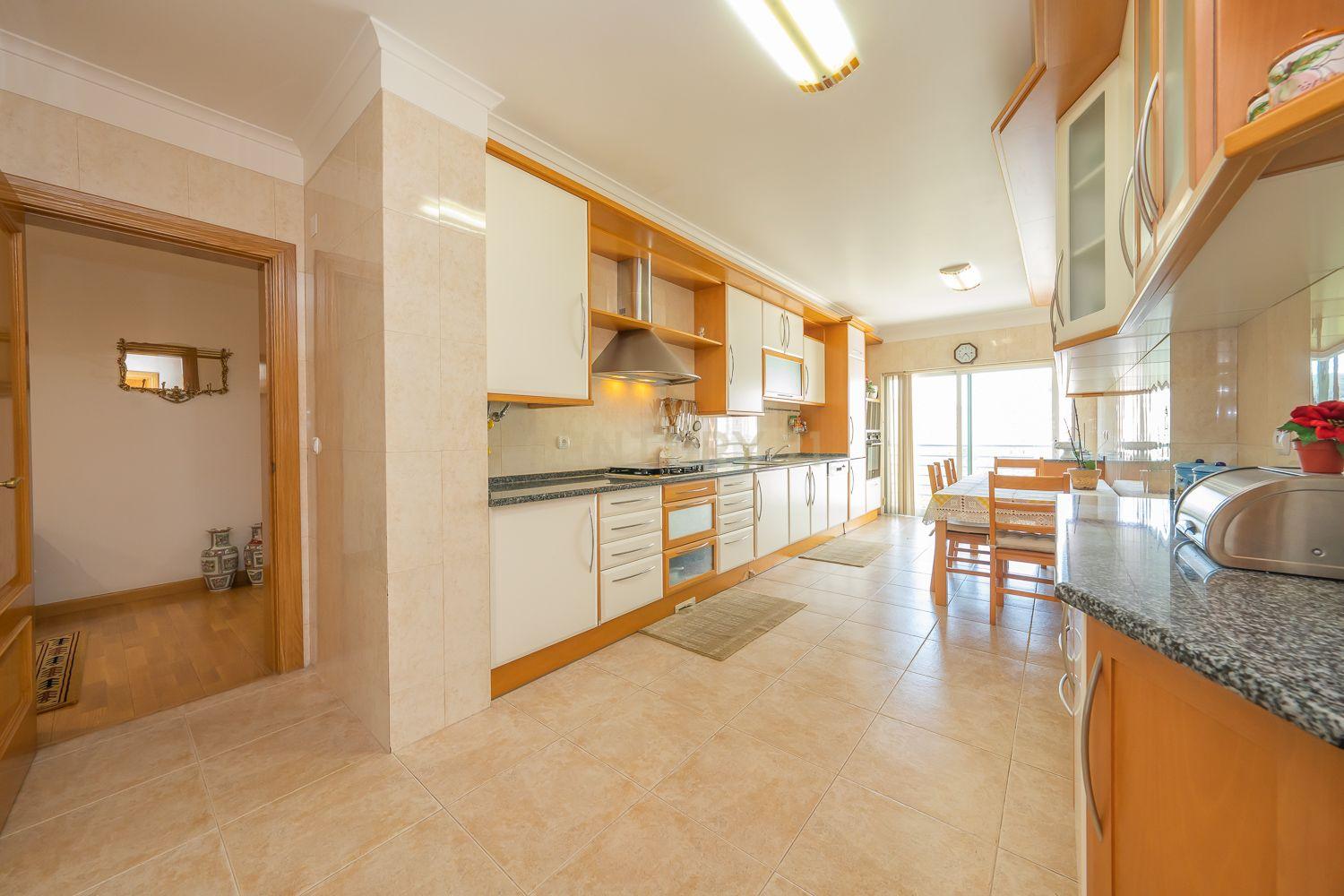 Apartamento T4 à venda em Setúbal (São Julião, Nossa Senhora da Anunciada e Santa Maria da Graça), Setúbal — foto 13