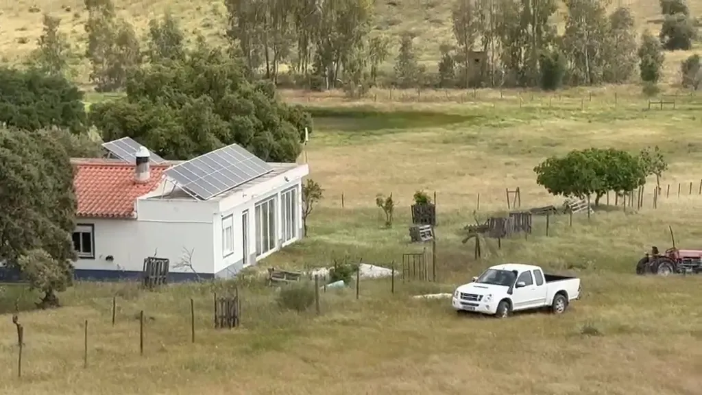 Fotografia 2 de Quinta OFF-GRID com Moradia e Piscina em Granja, Mourão – Um Refúgio Único no Alentejo