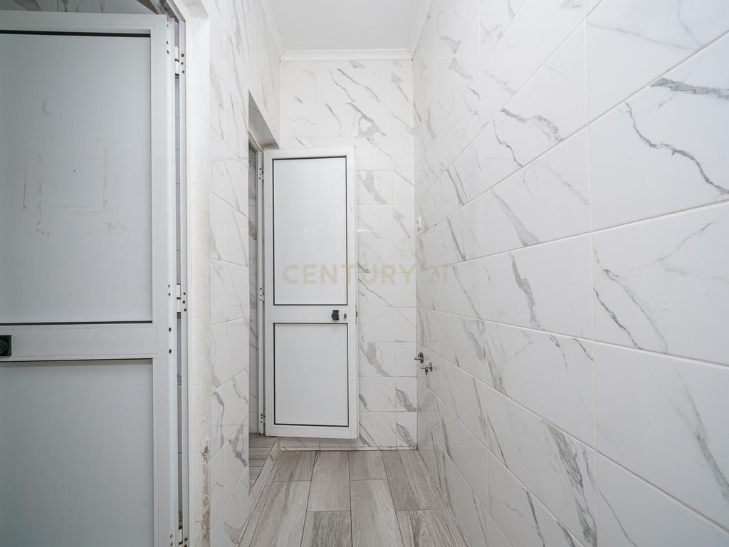 APARTAMENTO T6 NO CORAÇÃO DA CIDADE, EM SETÚBAL - Image 21