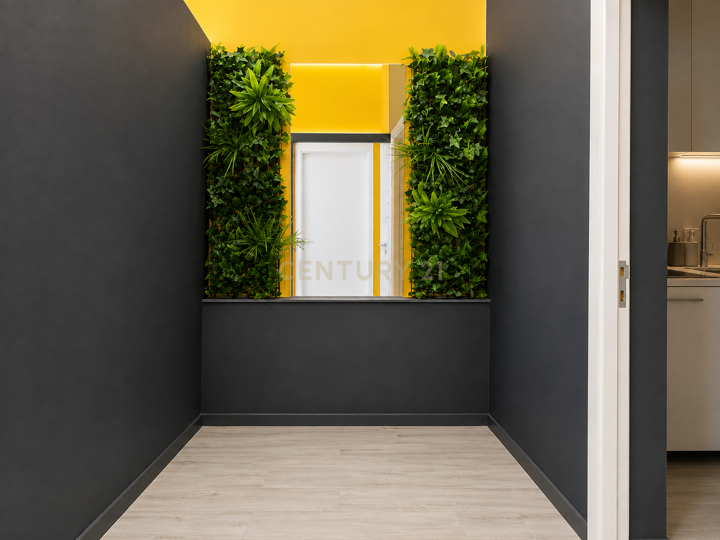 Fotografia 12 de ESPAÇO COMERCIAL TOTALMENTE REMODELADO | PRONTO A RECEBER O SEU NEGÓCIO