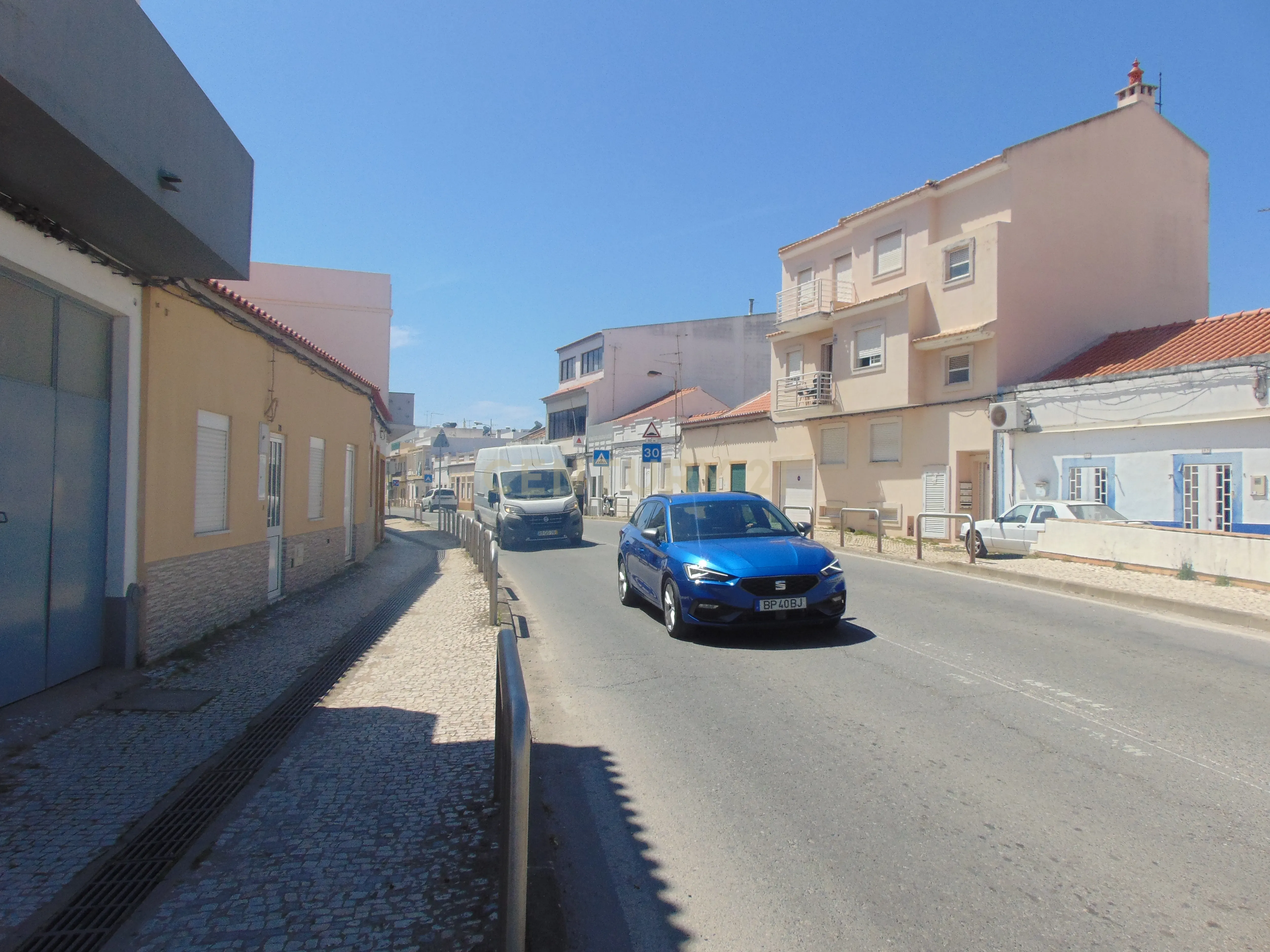 Fotografia 10 de Loja/Armazém e Trespasse de Negócio
