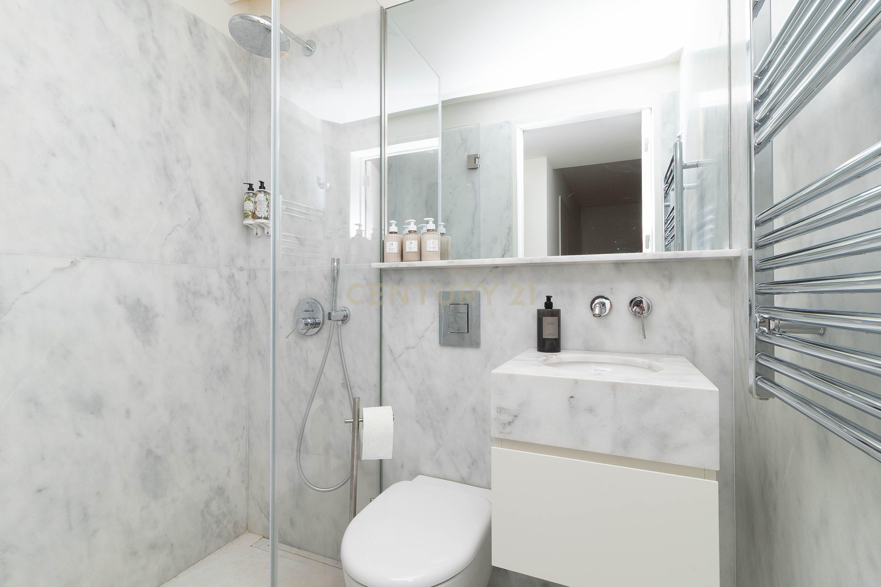 Apartamento T2  de Luxo - Quinta da Marinha – Cascais  - Image 10