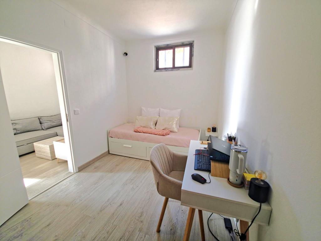 Moradia T2+1 Remodelada - Cadafais, Alenquer - Image 7