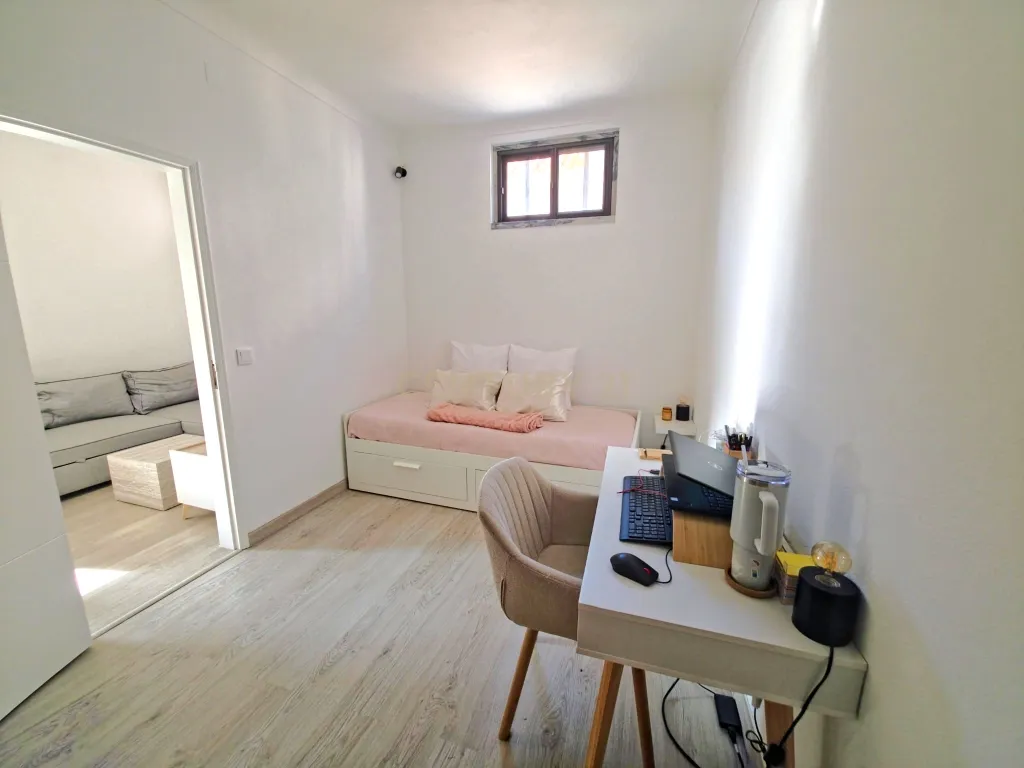 Moradia T2+1 Remodelada - Cadafais, Alenquer - Image 7