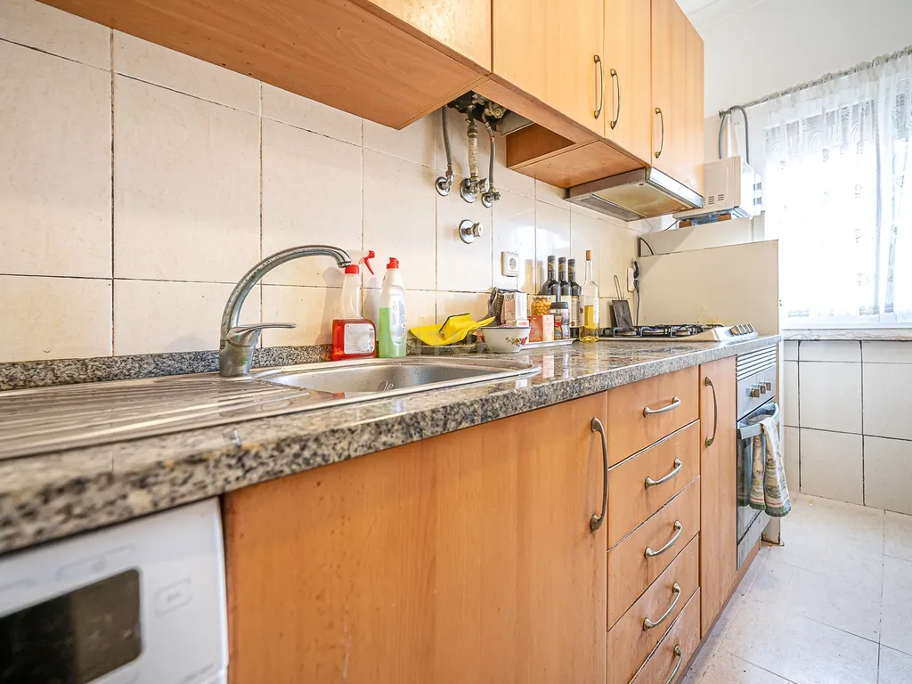APARTAMENTO T1 EM CAMPO DE OURIQUE - Image 7