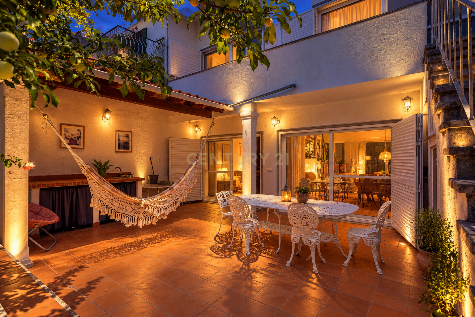 Moradia T6+ em Carcavelos e Parede, €970.000