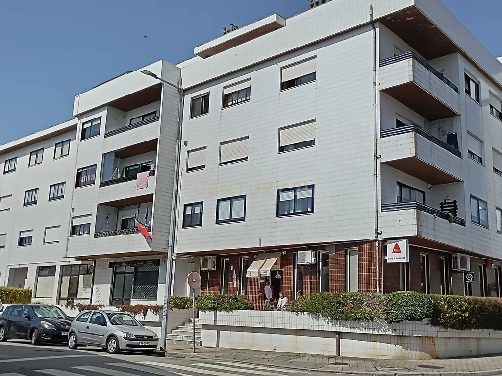 T3 em Canelas - Image 11
