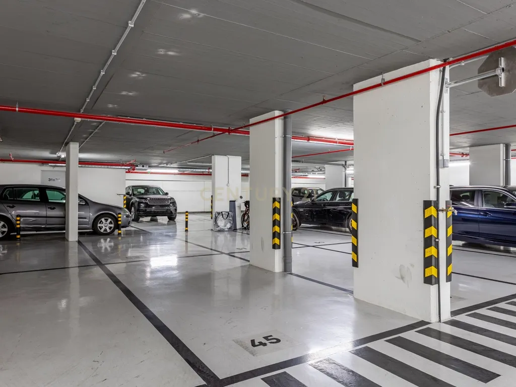 Luxuoso T1 Loft no Campo Grande, Lisboa - Image 20