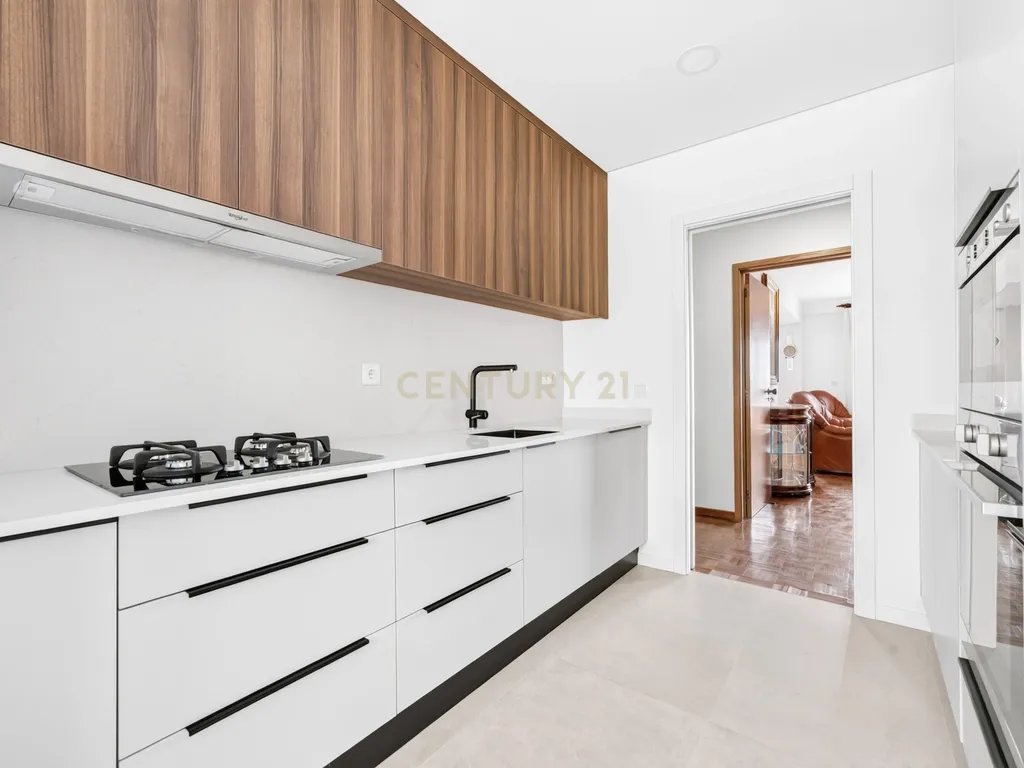 Apartamento T3 para Arrendamento no Funchal - Image 10