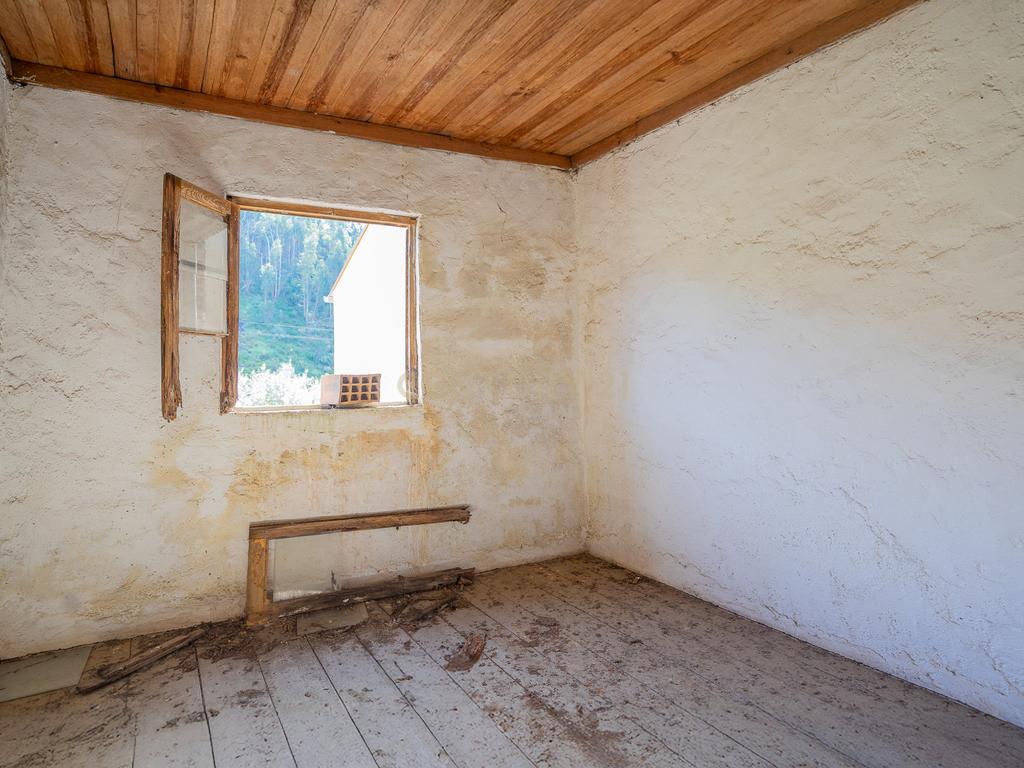 Moradias para Reconstruir em Ribas, Vila Nova de Poiares - Image 28
