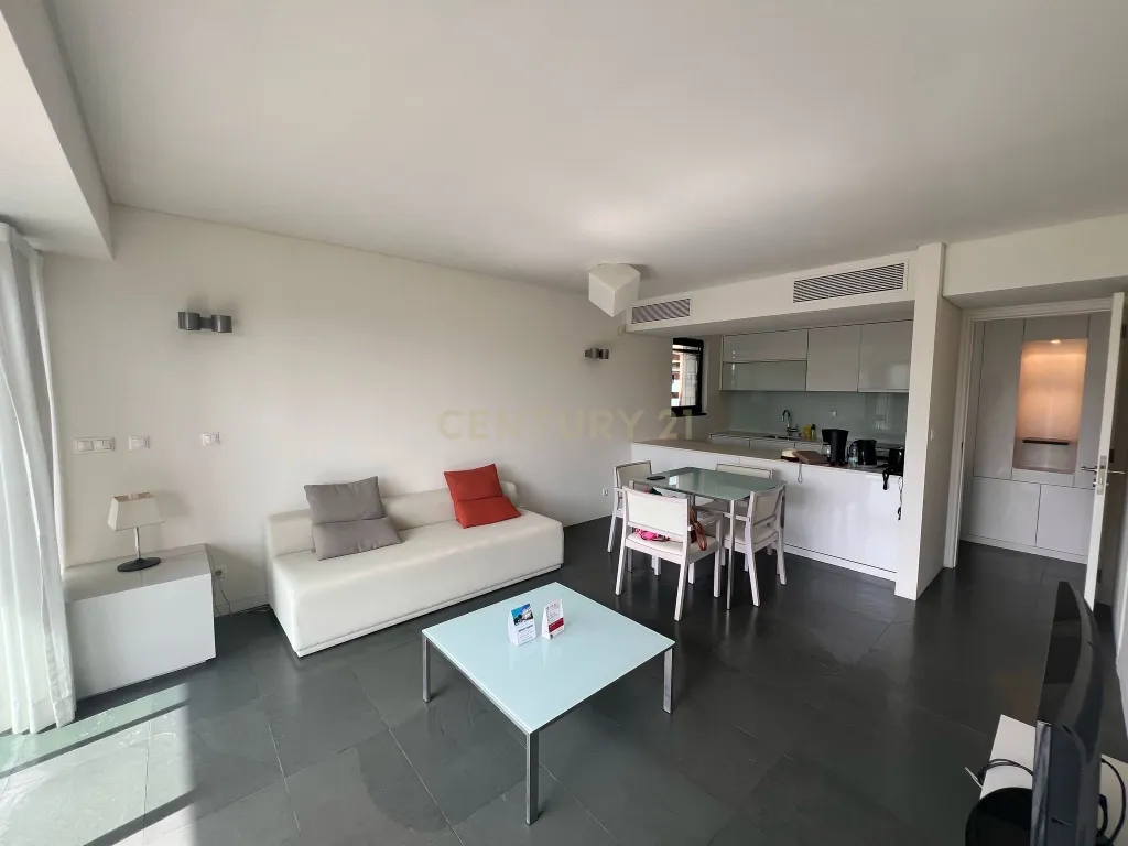 Apartamento Moderno em Tróia com Piscina e Sauna - Image 8