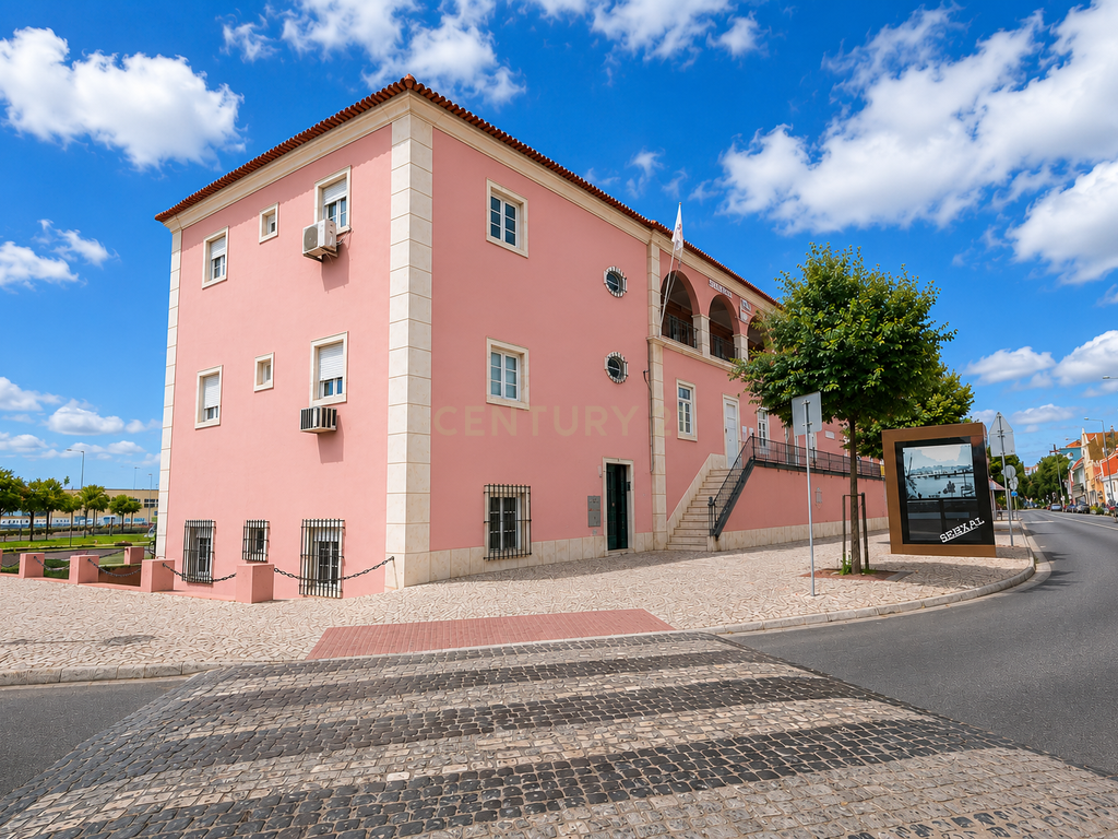 Espaço comercial para arrendamento privilegiado para empresas / escritórios no centro da cidade de Setúbal - Image 1