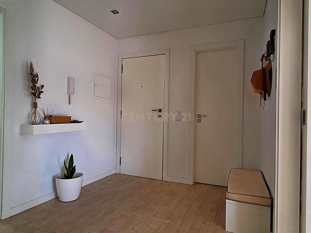 Apartamento T3 I Elevador I Centro Cidade Coimbra - Image 28