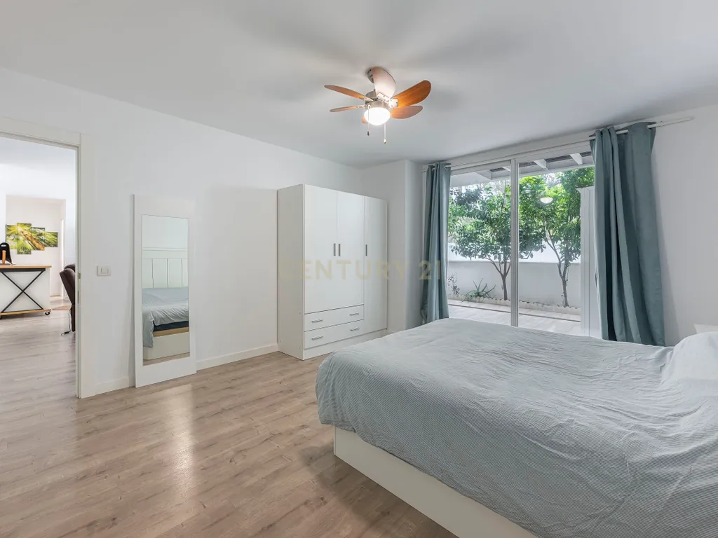 Moradia de Luxo a 500 Metros da Praia - Image 38