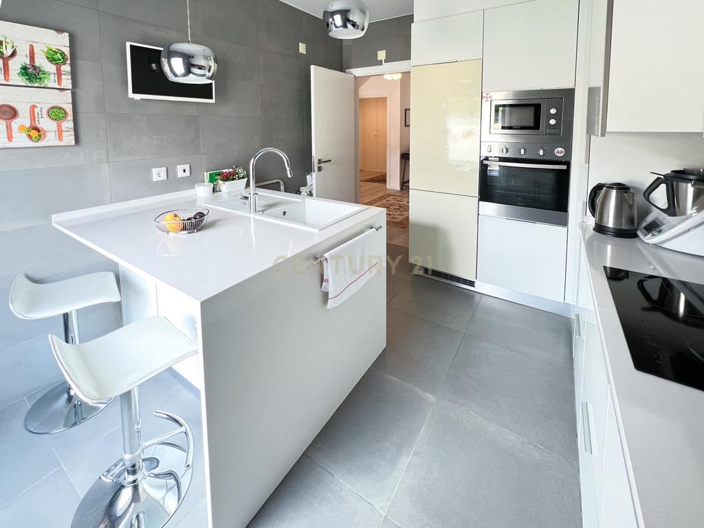 Apartamento T2 Duplex Torres Vedras centro - Image 10
