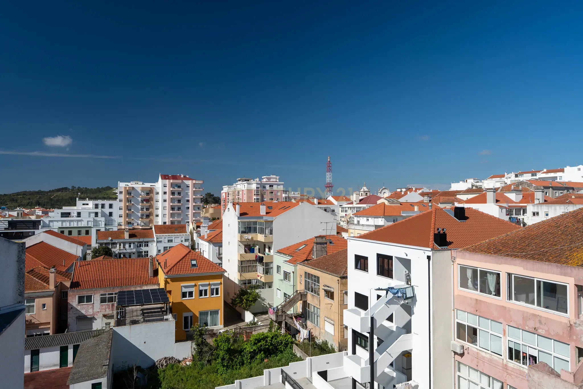 Apartamento T3+1 duplex, com terraço e estacionamento, no centro da cidade de Torres Vedras - Image 72
