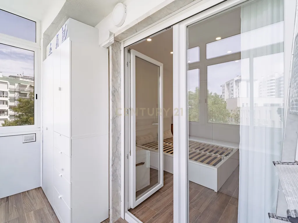 Apartamento T3 em Carnaxide, Lisboa - Image 42