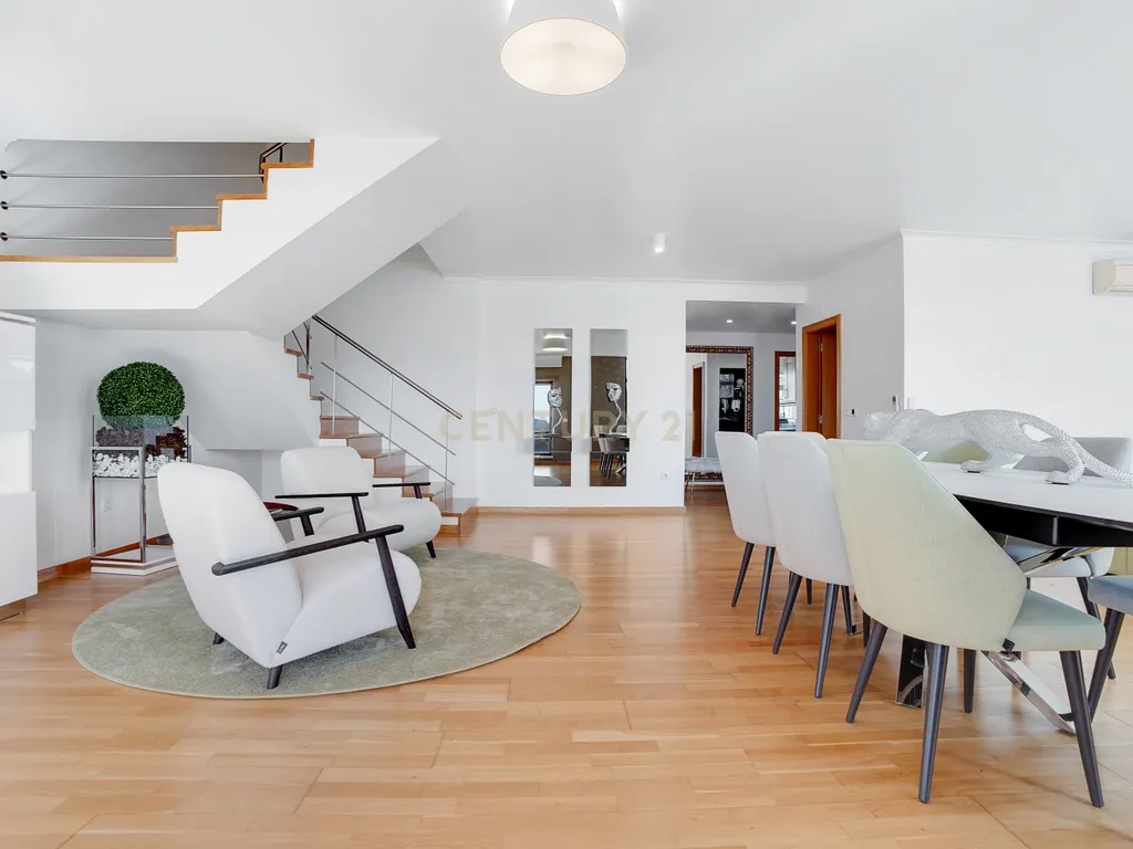 Apartamento T5 Duplex de Luxo para Arrendamento – Avenida do Brasil, Lisboa - Image 26
