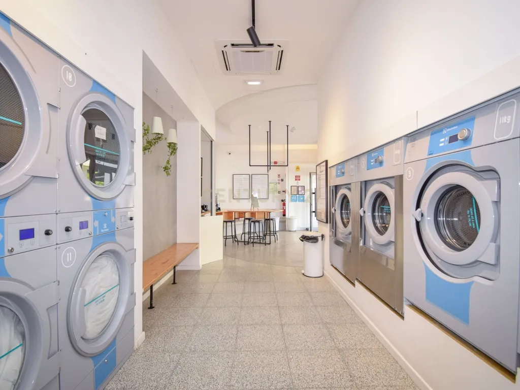 Loja Comercial em Benfica – Localização Premium e Grande Potencial - Image 7