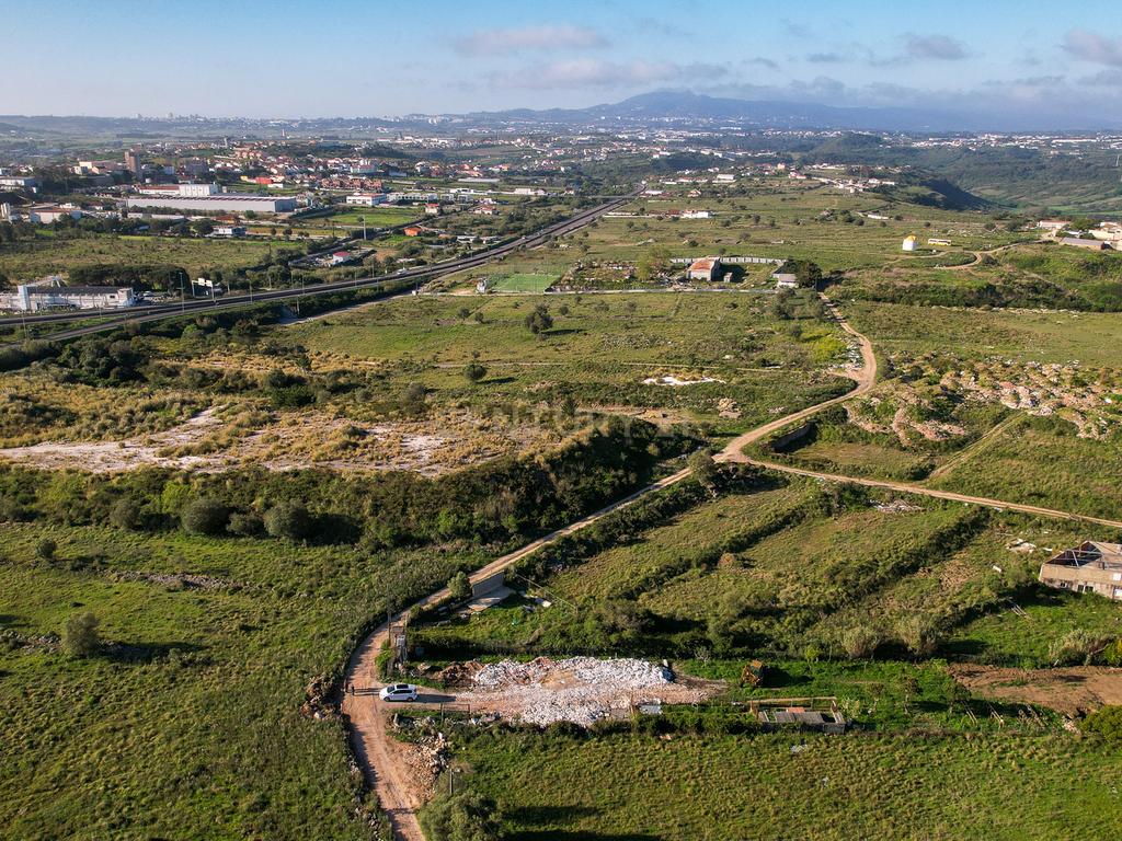 Parcela de 300m2 de Terreno Rústico ,em regime de Avos, na Terrugem. - Image 10