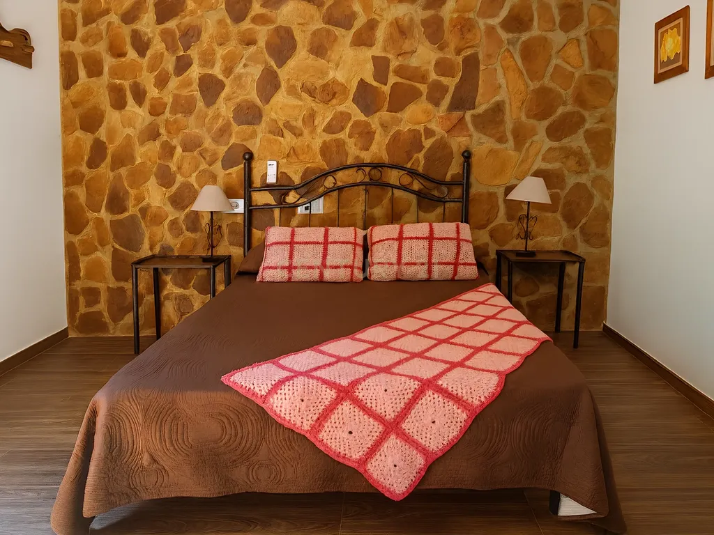 Exclusiva Propriedade Boutique com 3 Apartamentos Independentes, Piscina e Jardim Privado perto de Ronda – Elevada Rentabilidade Turística - Image 37