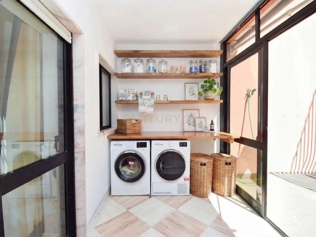 Apartamento T2 com terraço na Quinta do Barão – Carcavelos - Image 6